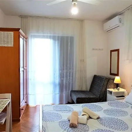 Nikolina - Vitarnja Lejlighed Jelsa (Hvar)