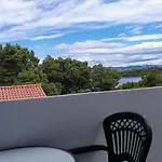 Apartment Nikolina - Vitarnja